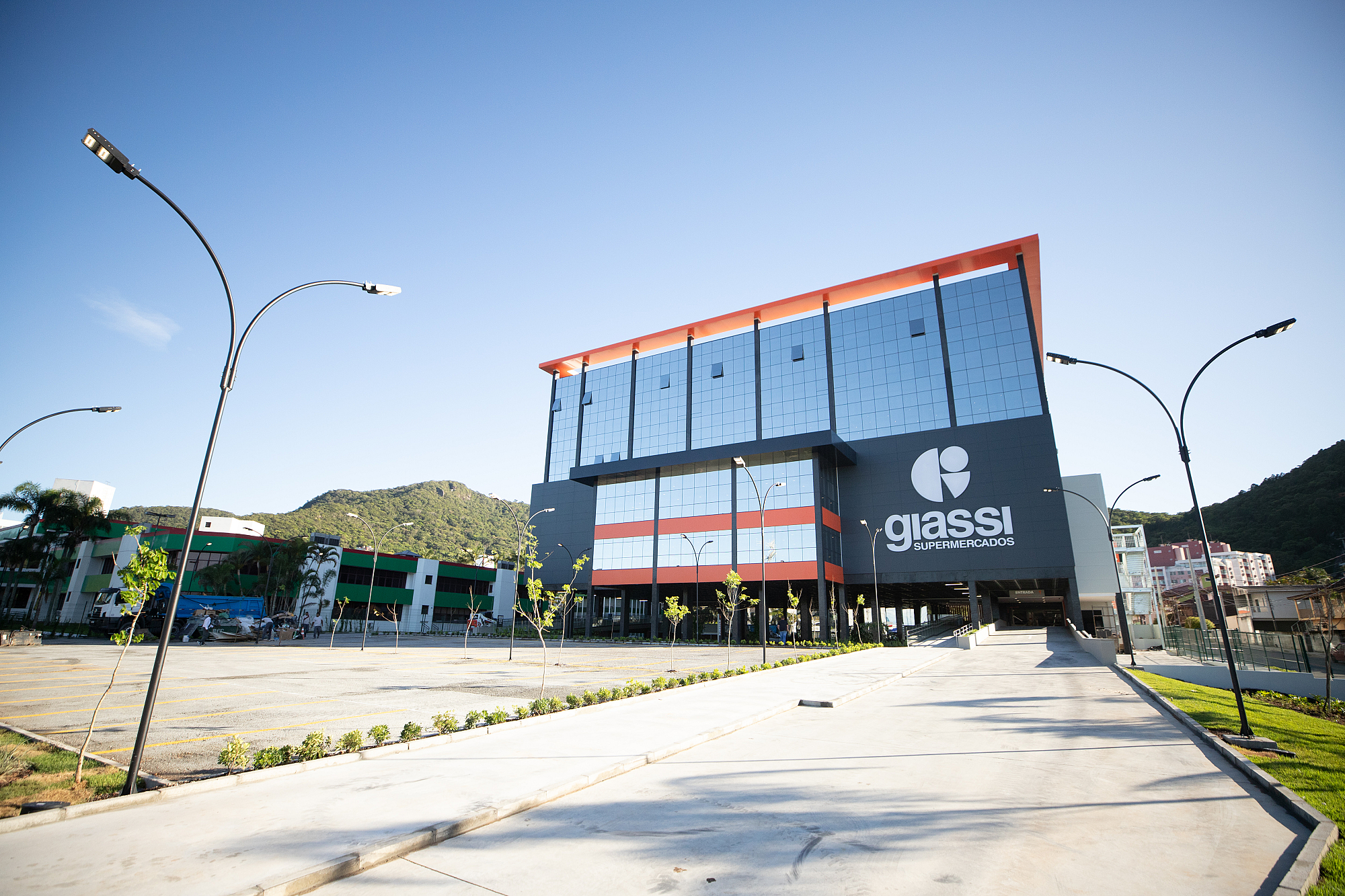 Giassi Florianópolis aberto no feriado de 23/03