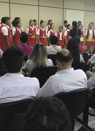 Central recebe coral do Bairro da Juventude