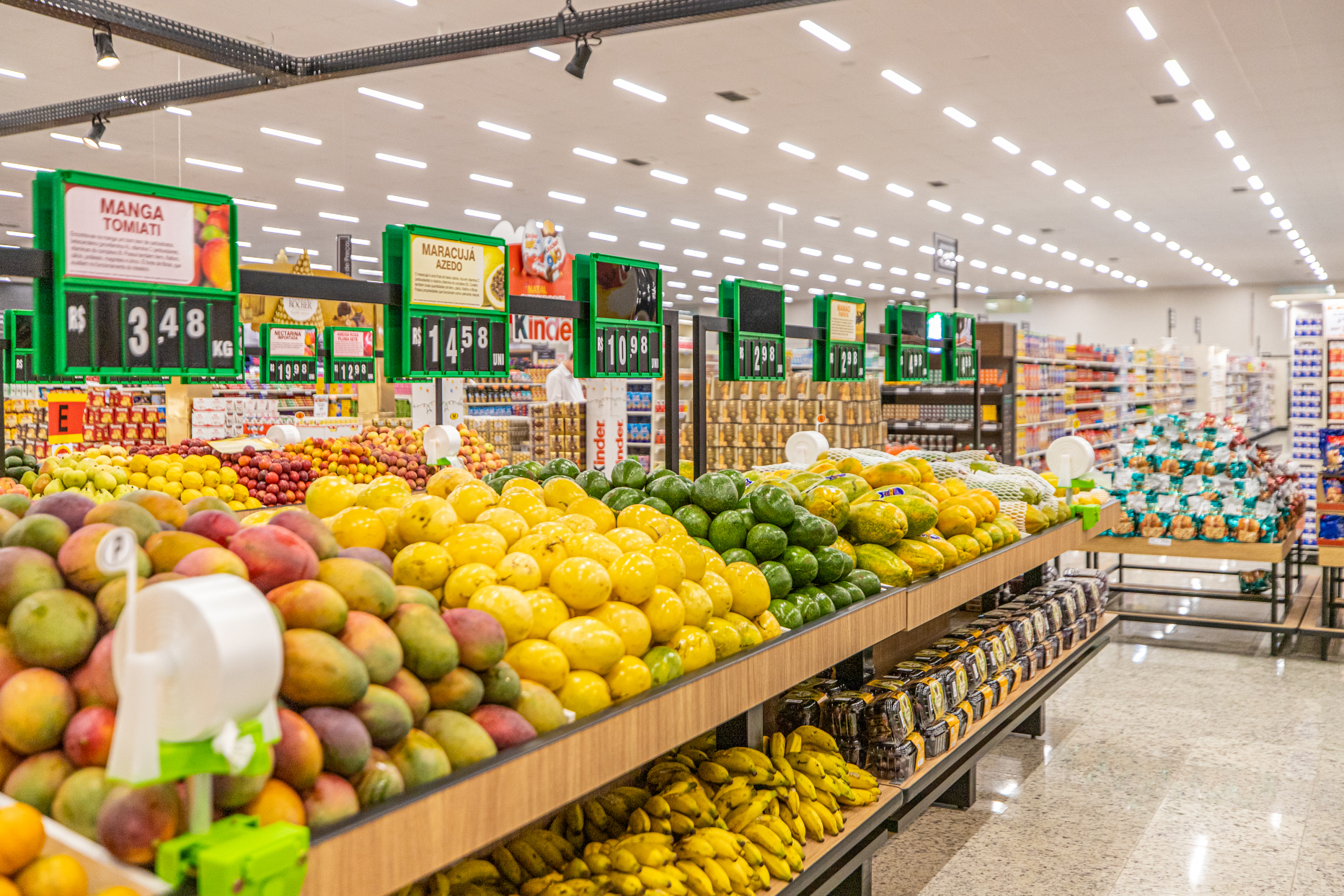 Giassi aberto no feriado de 04.12