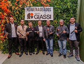 Grupo Giassi celebra a trajetória de 241 colaboradores em cerimônia