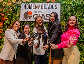 Grupo Giassi celebra a trajetória de 241 colaboradores em cerimônia