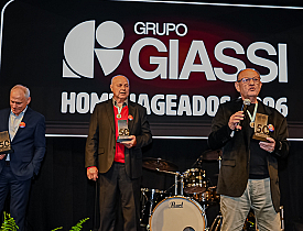 Grupo Giassi celebra a trajetória de 241 colaboradores em cerimônia
