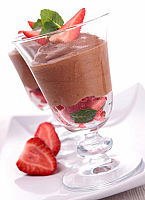 Mousse de chocolate com morangos