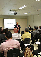 Encontro reúne empresários de Joinville e Zefiro Giassi